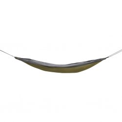 Koppla av på turen eller på campingsemestern i en hammock från Easy Camp.